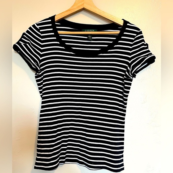 Lauren Ralph Lauren Black and White Striped Women's Top - Picture 1 of 8